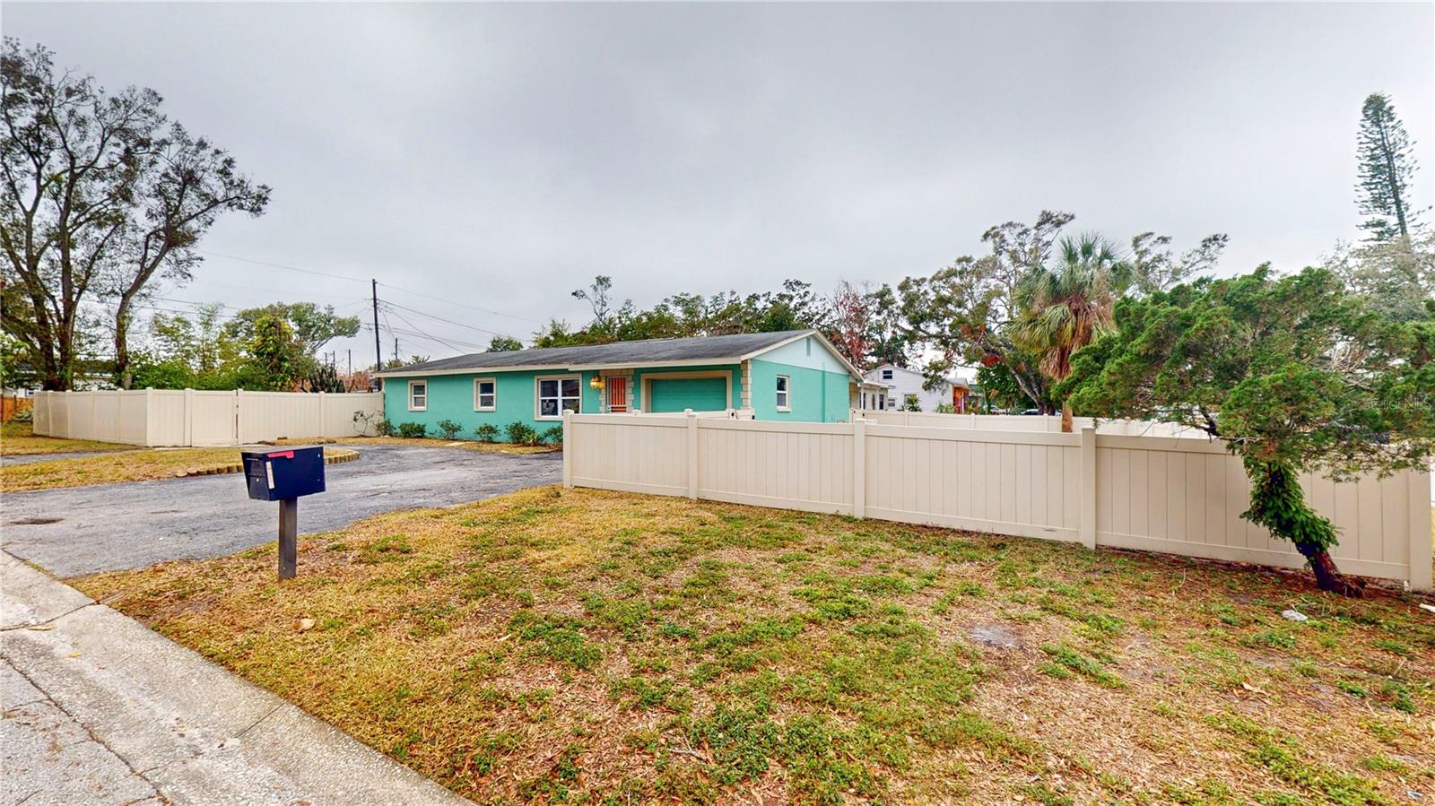 1130 QUEEN ST N, ST PETERSBURG, FL, 33713