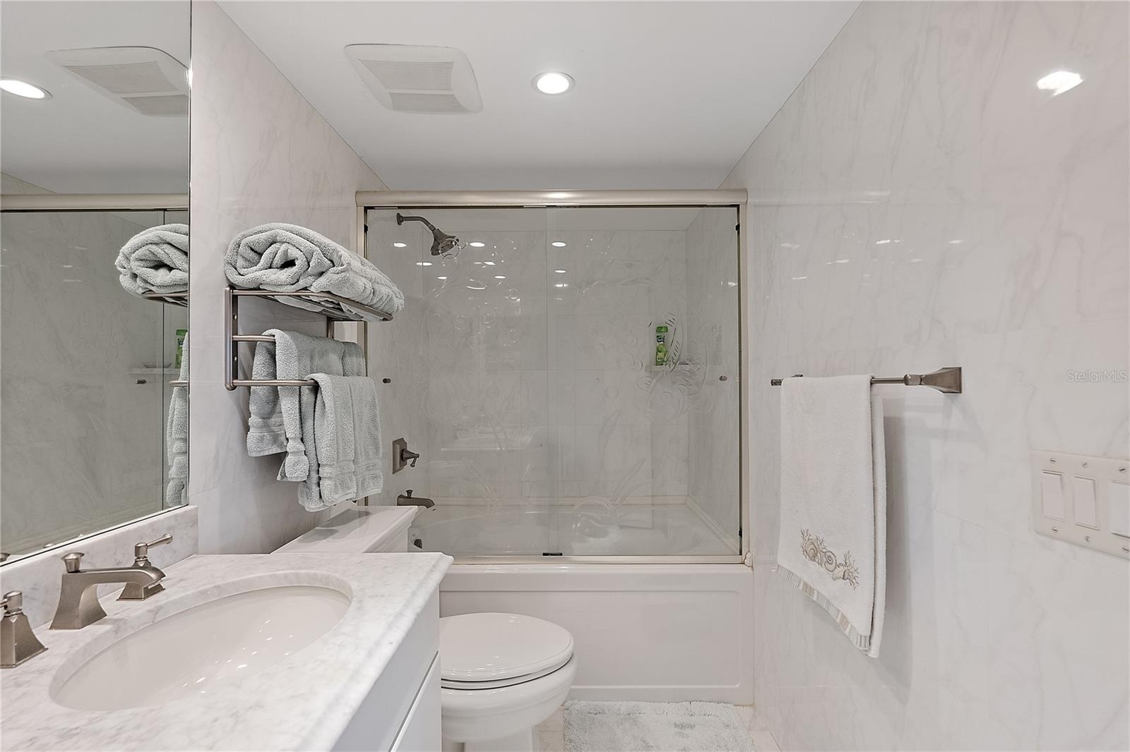 6085 BAHIA DEL MAR BLVD #105, ST PETERSBURG, FL, 33715