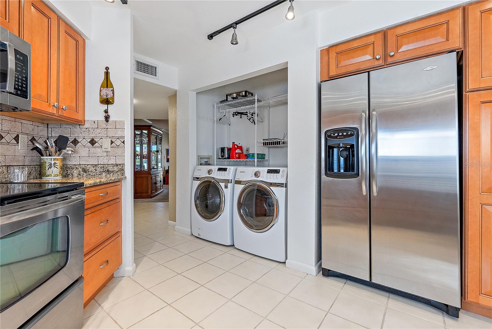 6085 BAHIA DEL MAR BLVD #105, ST PETERSBURG, FL, 33715
