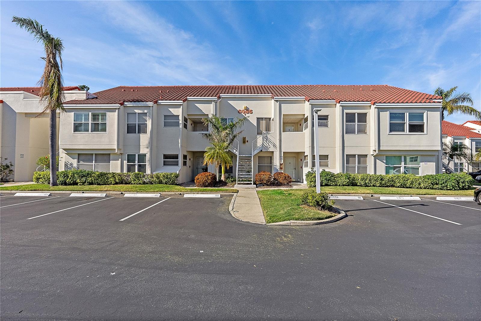 6085 BAHIA DEL MAR BLVD #105, ST PETERSBURG, FL, 33715