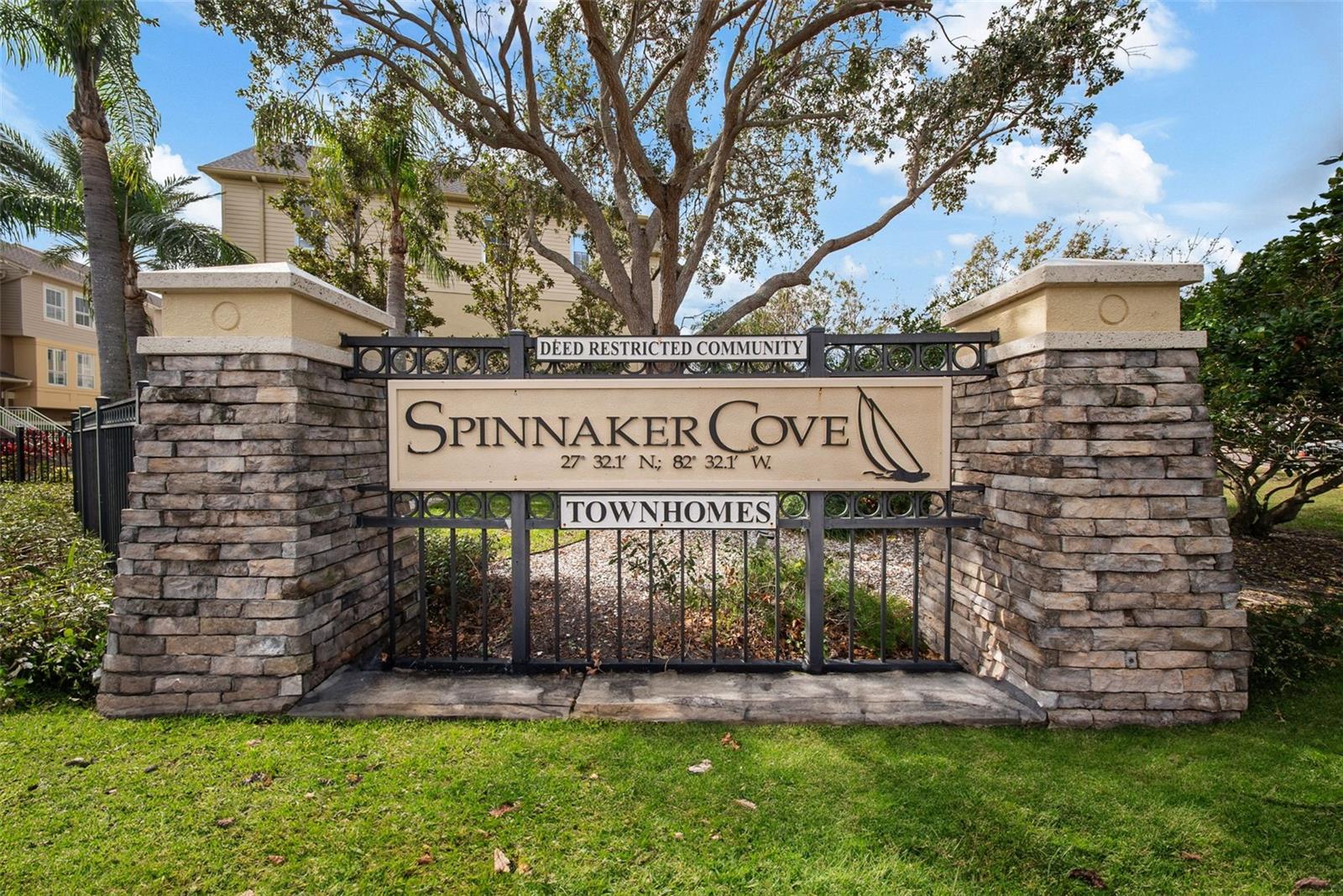 4334 SPINNAKER COVE LN, TAMPA, FL, 33615