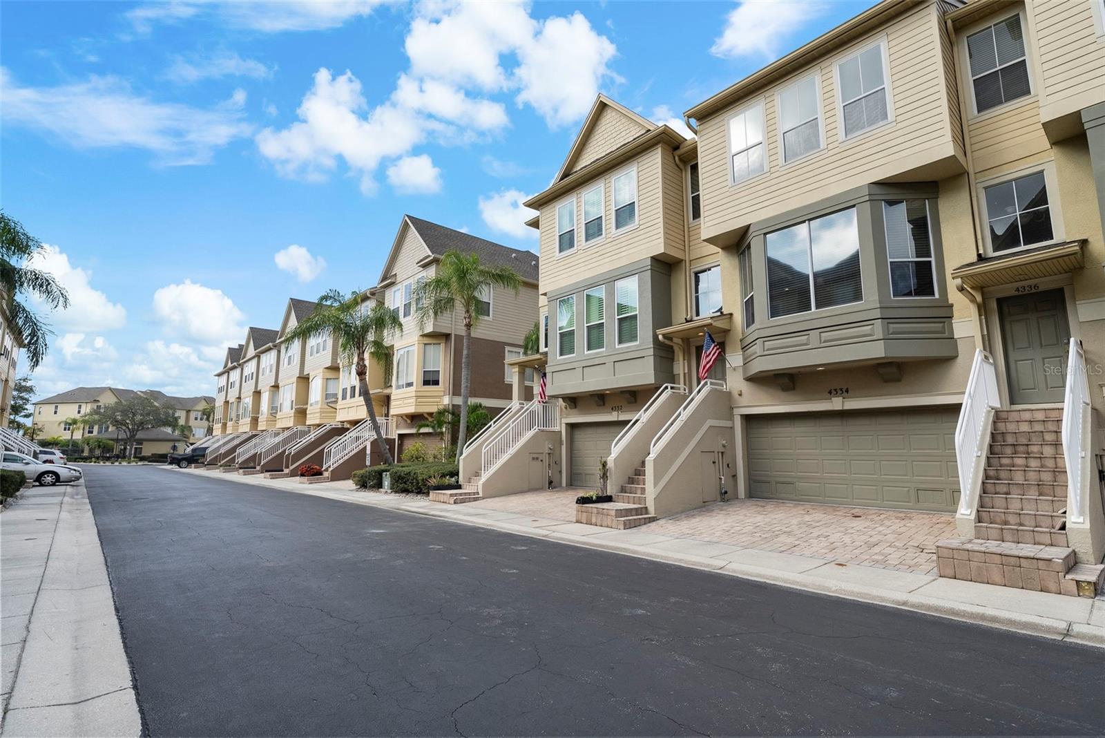 4334 SPINNAKER COVE LN, TAMPA, FL, 33615