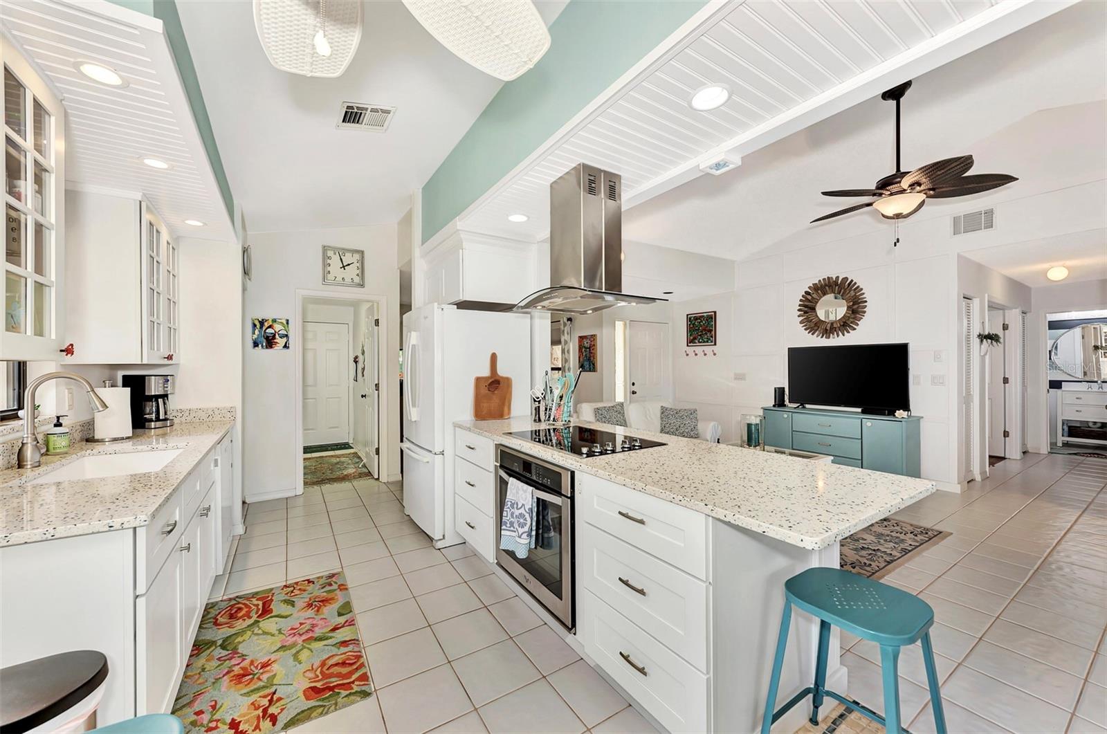 335 PEMBROKE LN S #229, VENICE, FL, 34293