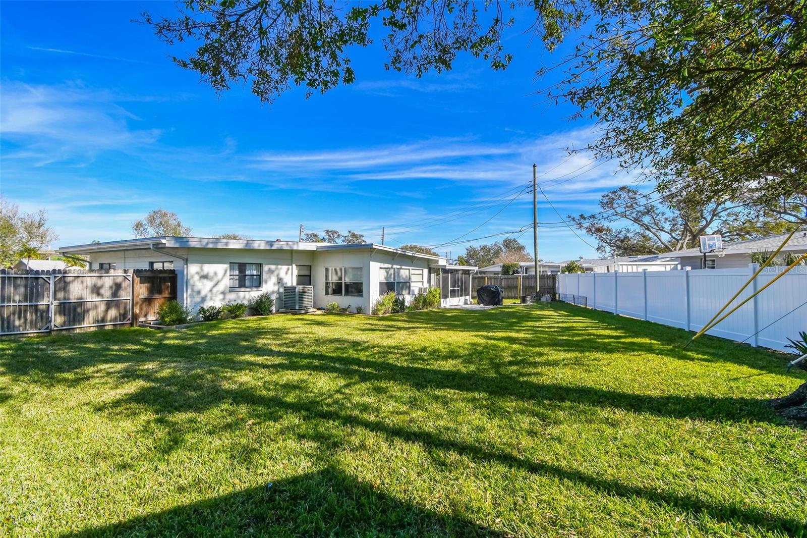 11388 77TH AVE, SEMINOLE, FL, 33772