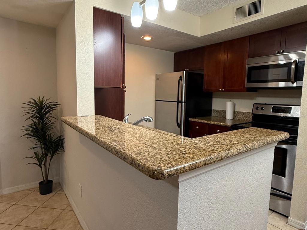 5124 CONROY RD #26, ORLANDO, FL, 32811