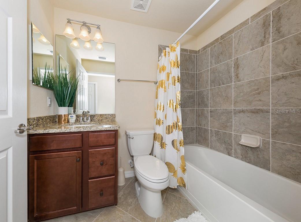 5548 PALMER CIR #103, BRADENTON, FL, 34211