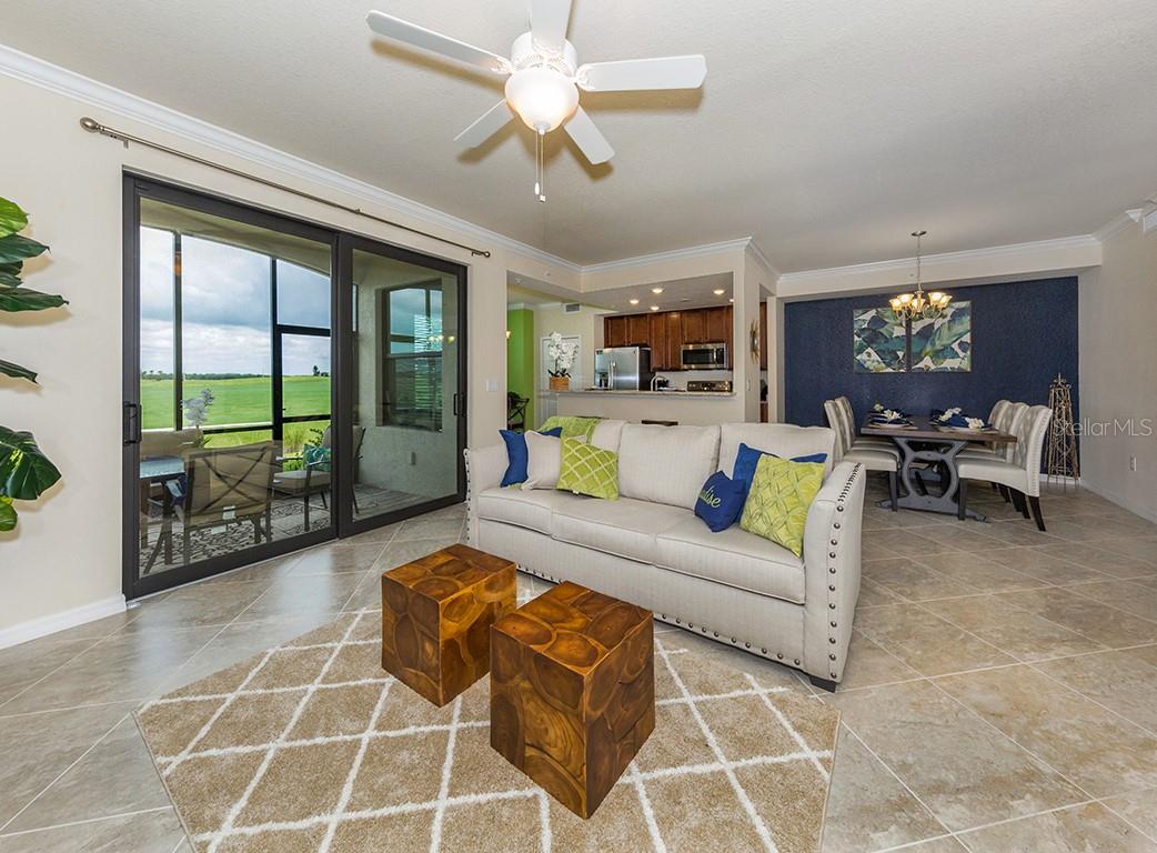 5548 PALMER CIR #103, BRADENTON, FL, 34211