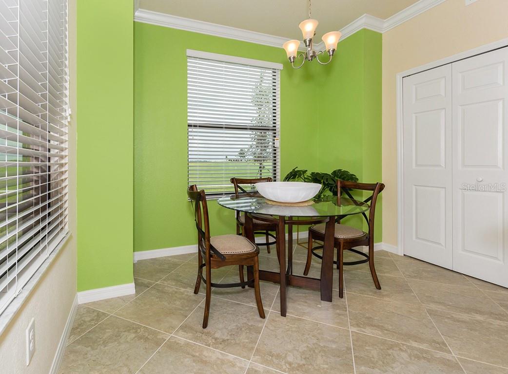 5548 PALMER CIR #103, BRADENTON, FL, 34211