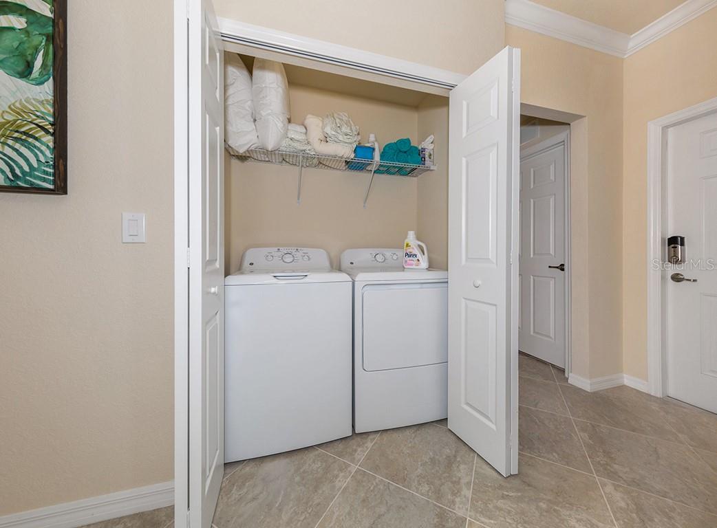 5548 PALMER CIR #103, BRADENTON, FL, 34211