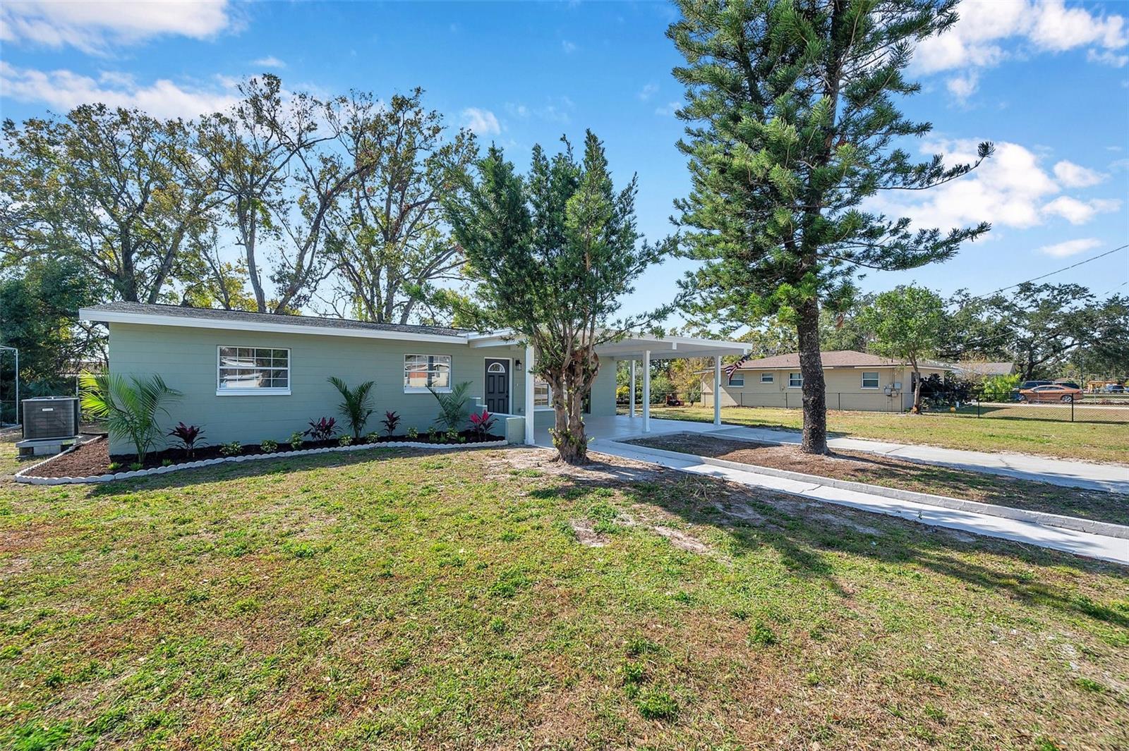 6629 TRAVIS BLVD, TAMPA, FL, 33610