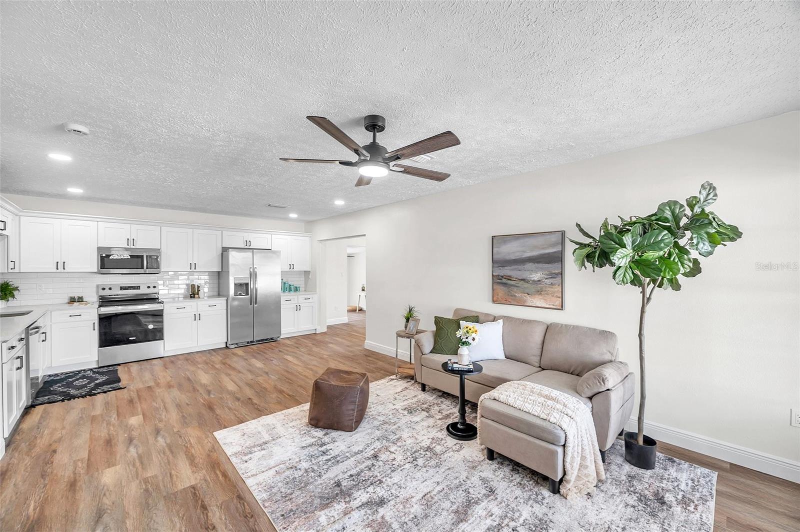 6629 TRAVIS BLVD, TAMPA, FL, 33610