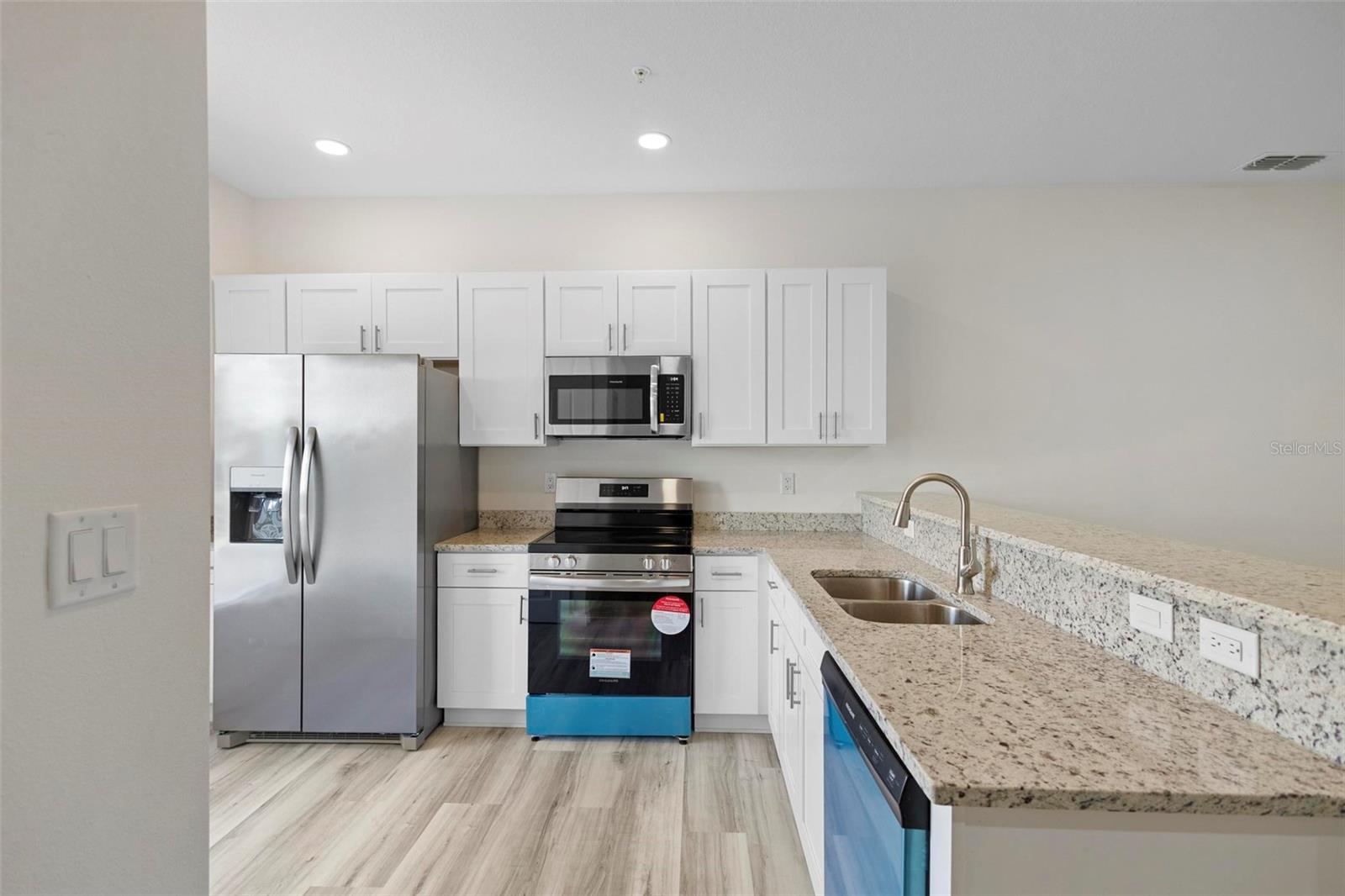 262 ROYAL PALM DR #202, KISSIMMEE, FL, 34743
