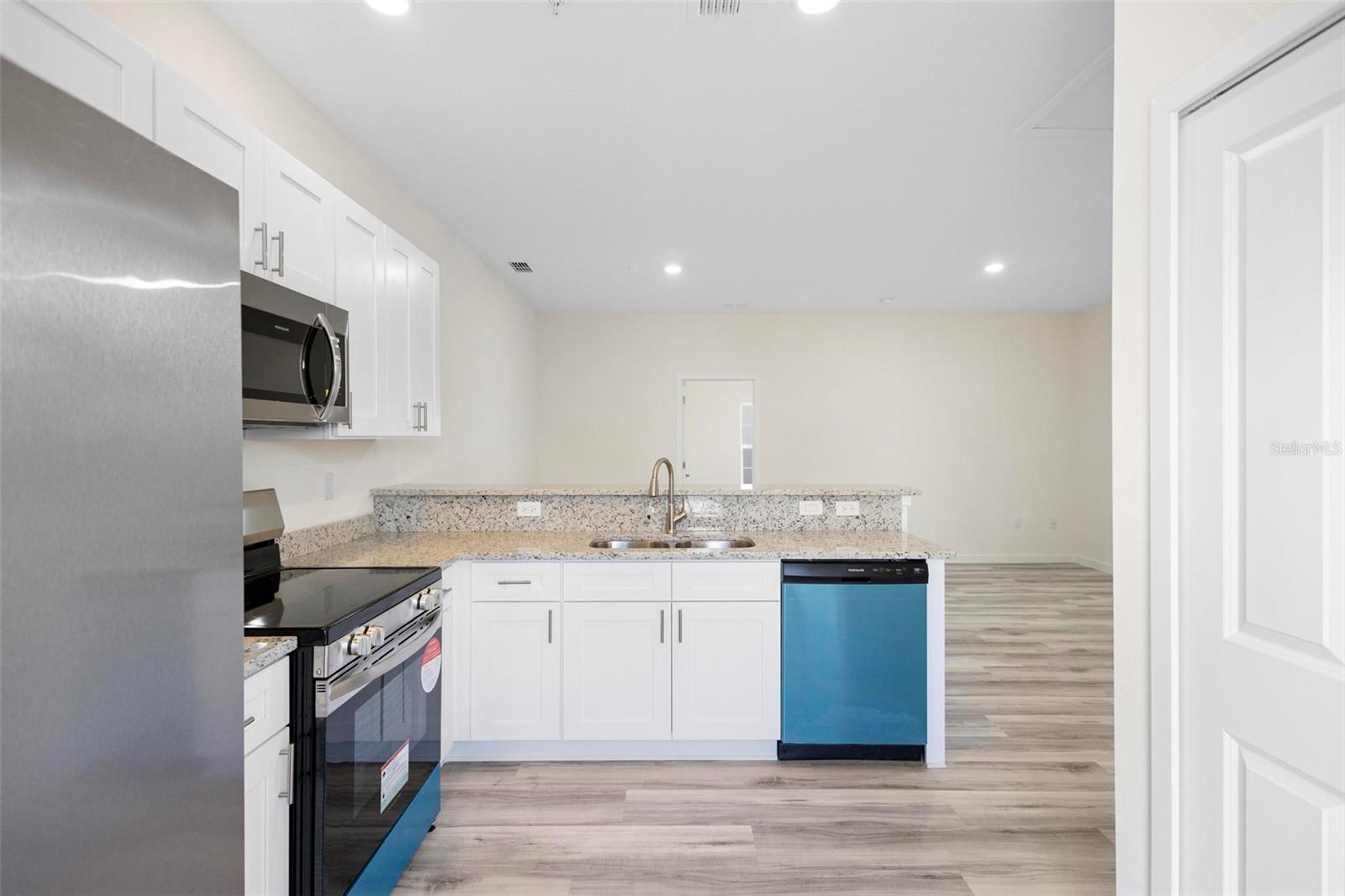 262 ROYAL PALM DR #202, KISSIMMEE, FL, 34743