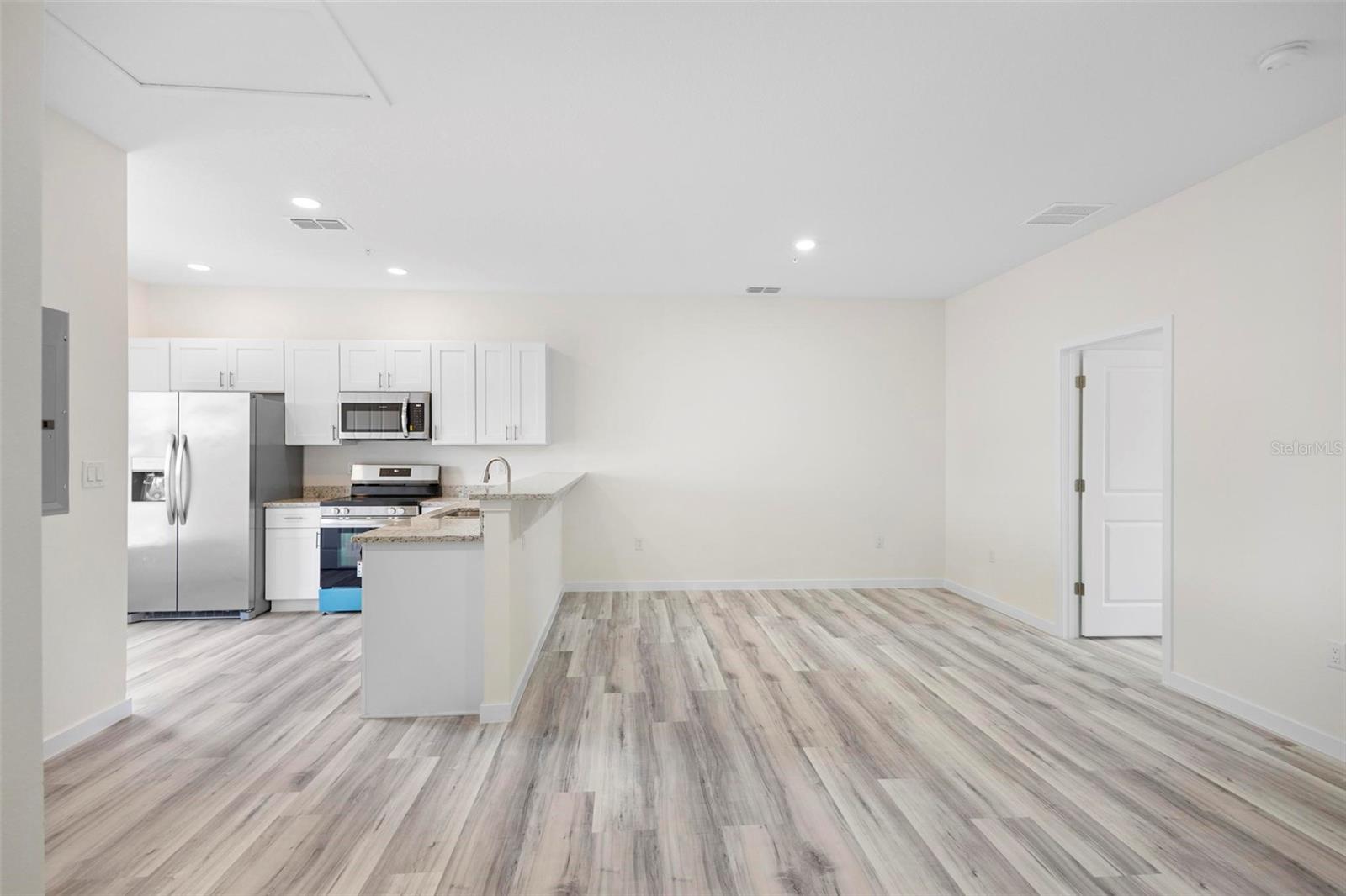 262 ROYAL PALM DR #202, KISSIMMEE, FL, 34743