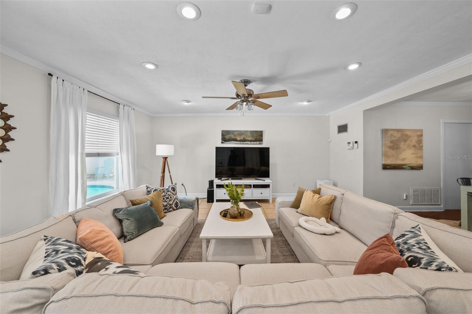 4822 W BAY COURT AVE, TAMPA, FL, 33611