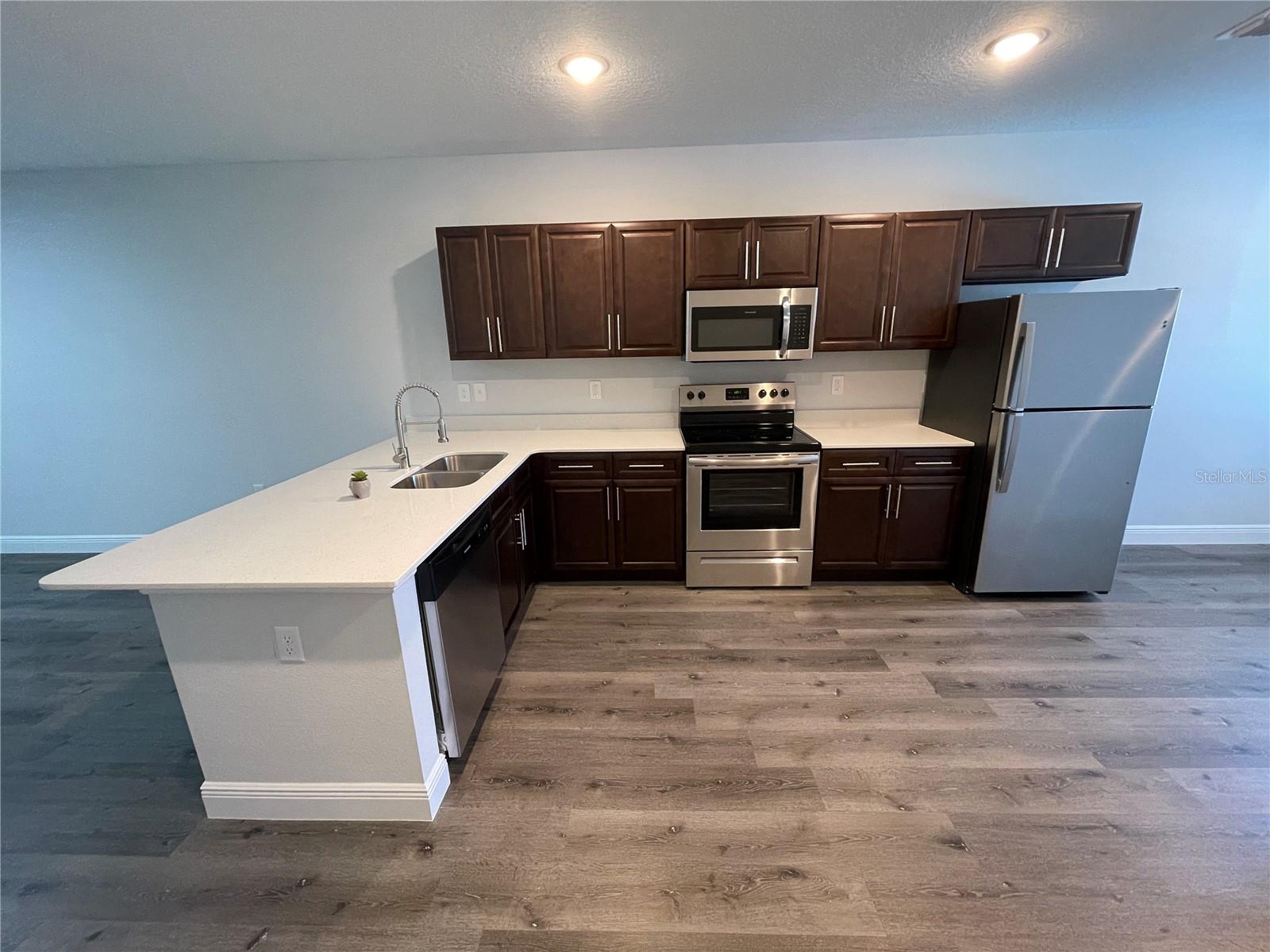 854 GLASTONBURY DR, KISSIMMEE, FL, 34758