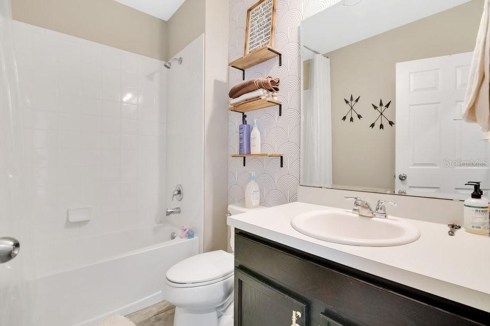445 KESTREL DR, GROVELAND, FL, 34736