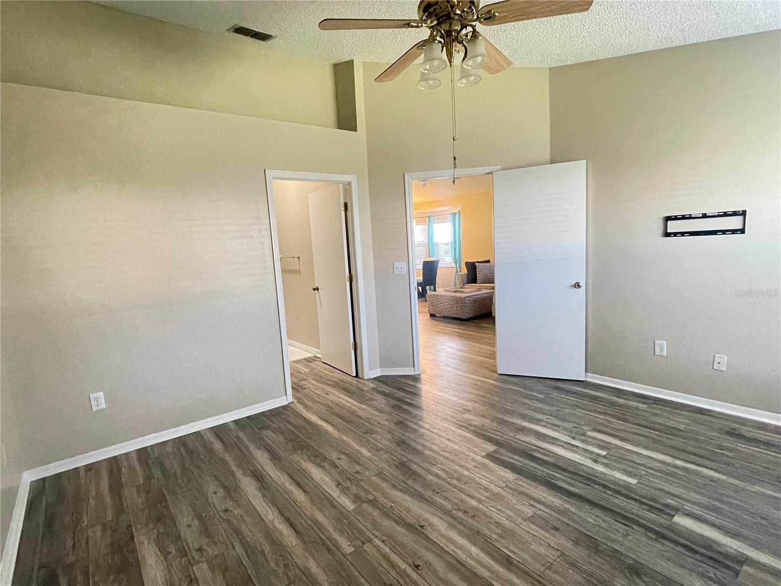2405 NANTUCKET FIELD WAY #28, SUN CITY CENTER, FL, 33573