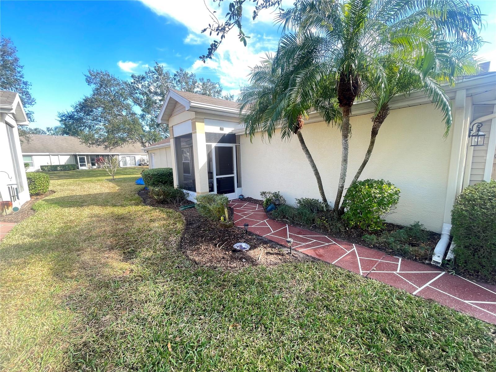 2405 NANTUCKET FIELD WAY #28, SUN CITY CENTER, FL, 33573
