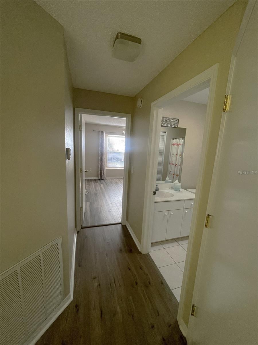2405 NANTUCKET FIELD WAY #28, SUN CITY CENTER, FL, 33573