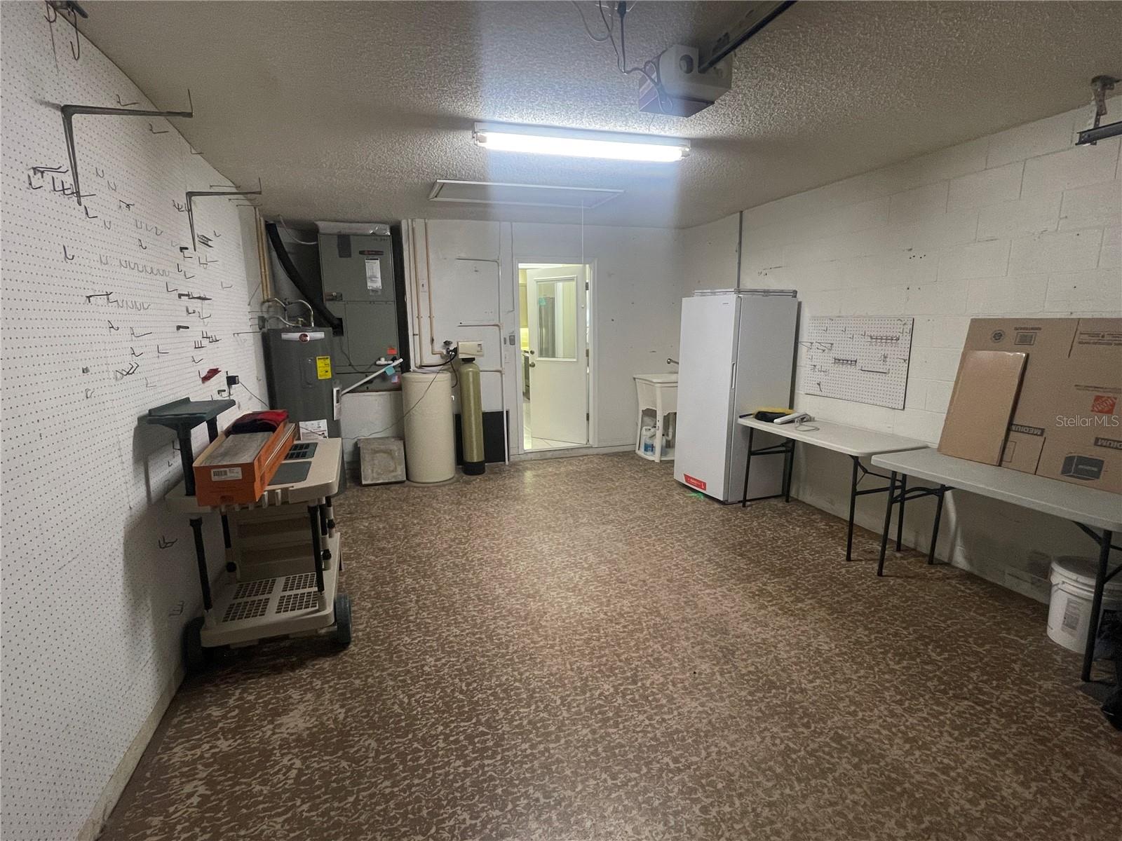 2405 NANTUCKET FIELD WAY #28, SUN CITY CENTER, FL, 33573