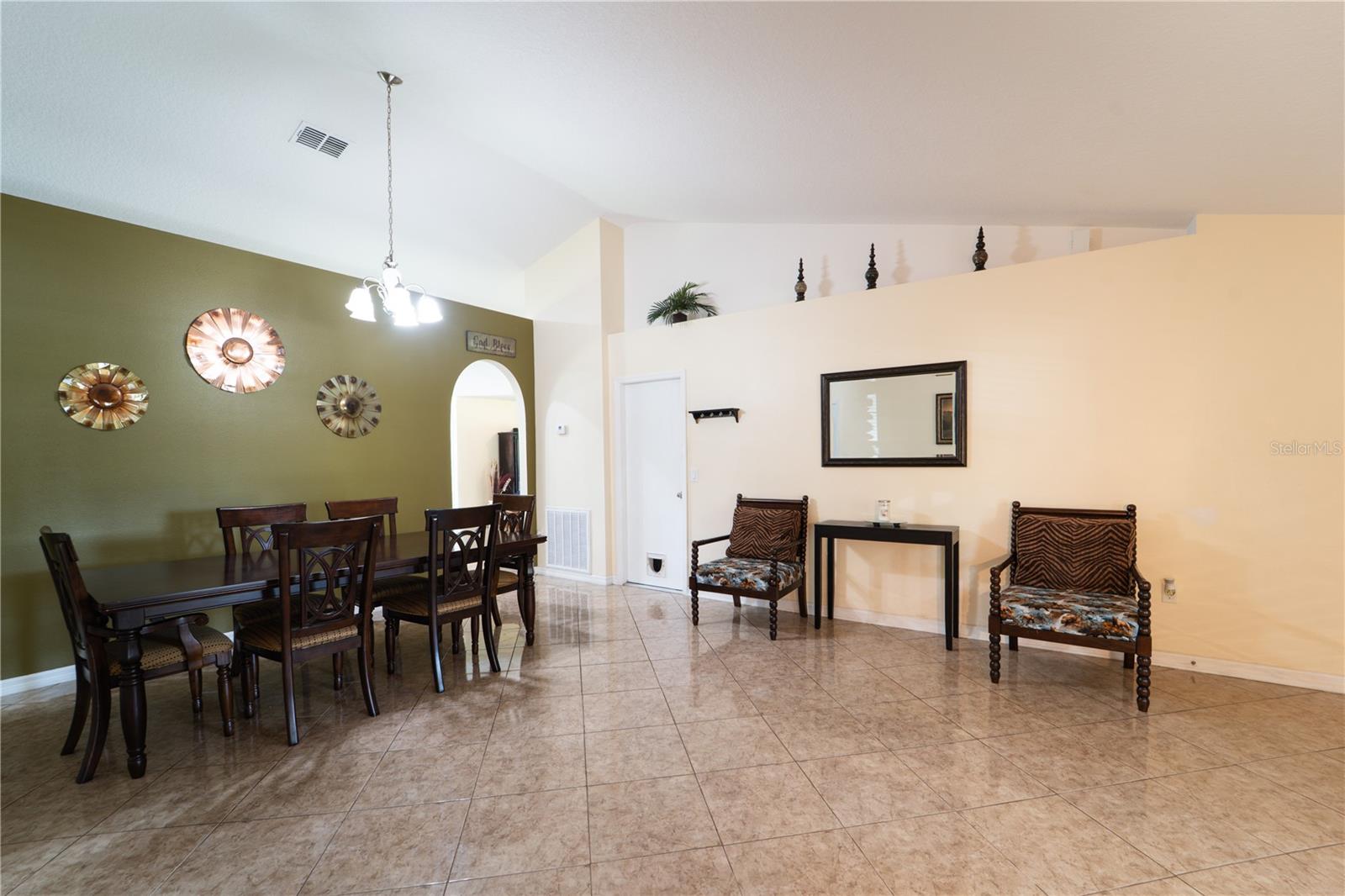 101 LOS ARBOR DR, DELAND, FL, 32724