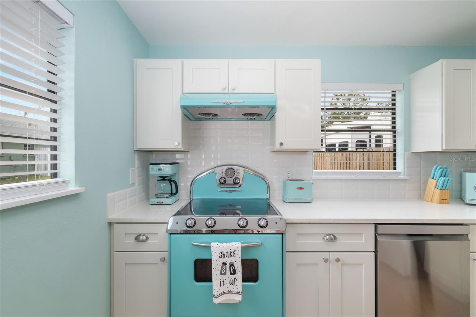3200 TOBERO LN, SARASOTA, FL, 34235