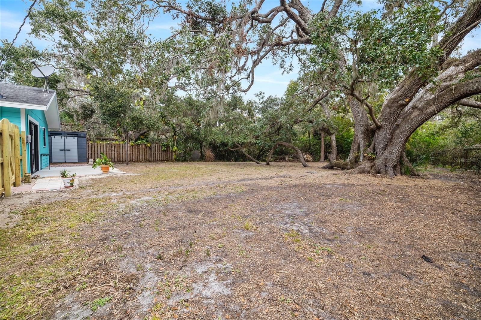 3200 TOBERO LN, SARASOTA, FL, 34235