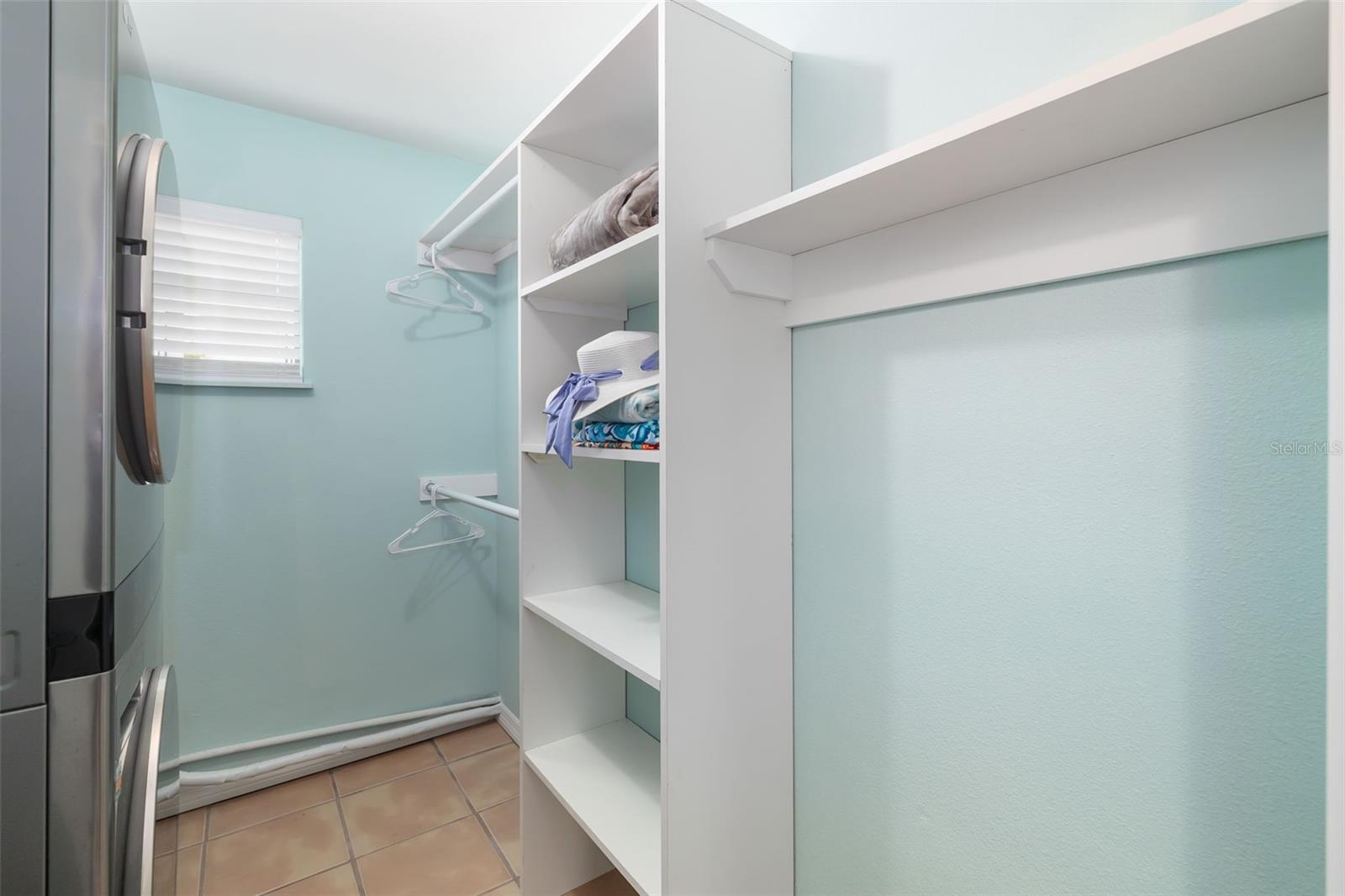 3200 TOBERO LN, SARASOTA, FL, 34235