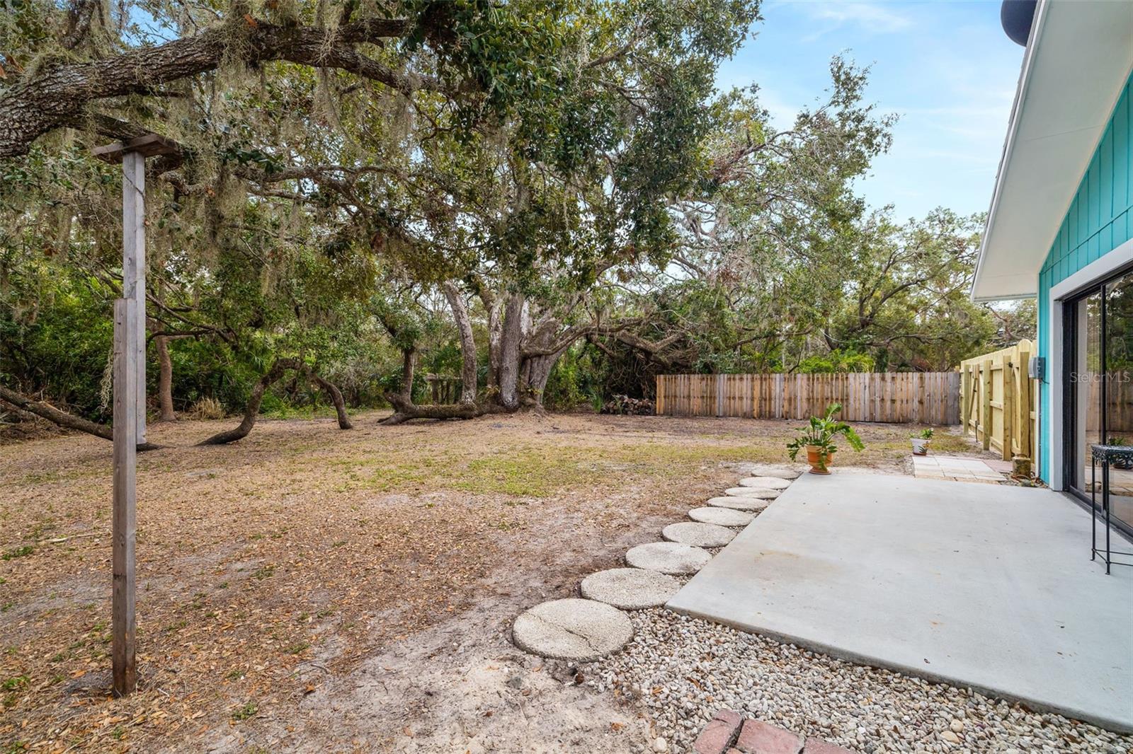 3200 TOBERO LN, SARASOTA, FL, 34235
