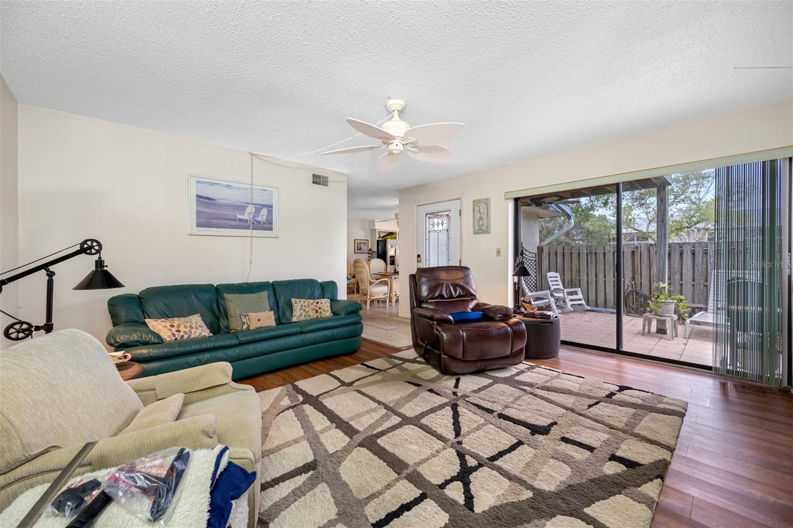14525 CATALINA CIR, SEMINOLE, FL, 33776