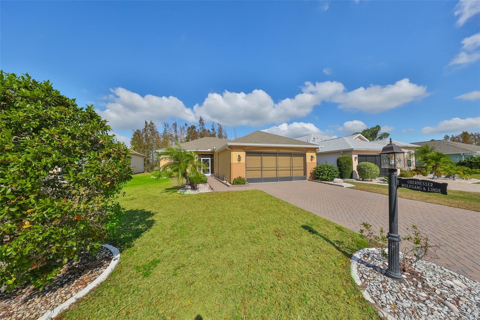 1123 EMERALD DUNES DR, SUN CITY CENTER, FL, 33573
