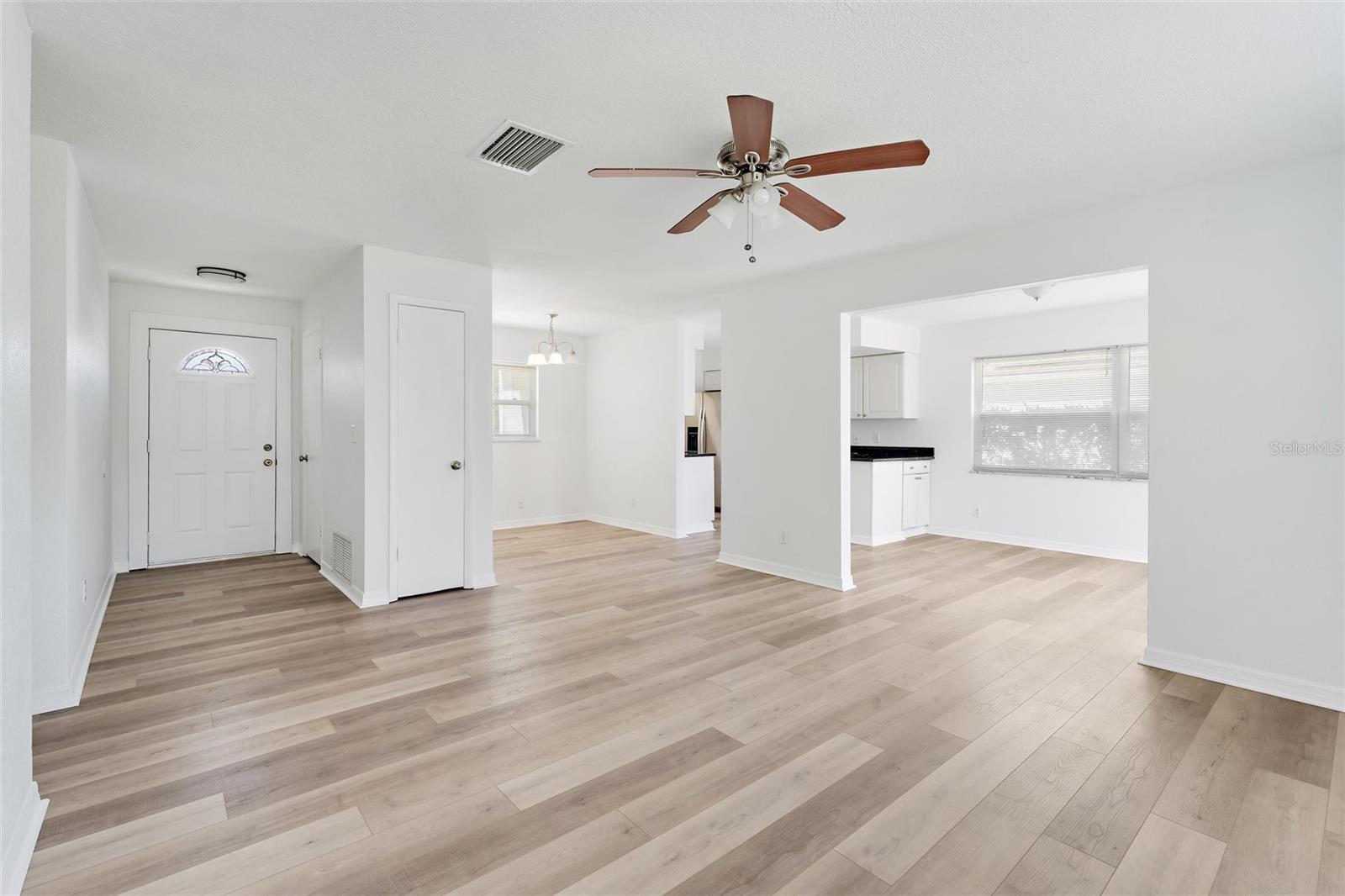 965 S COUNTY ROAD 419, CHULUOTA, FL, 32766
