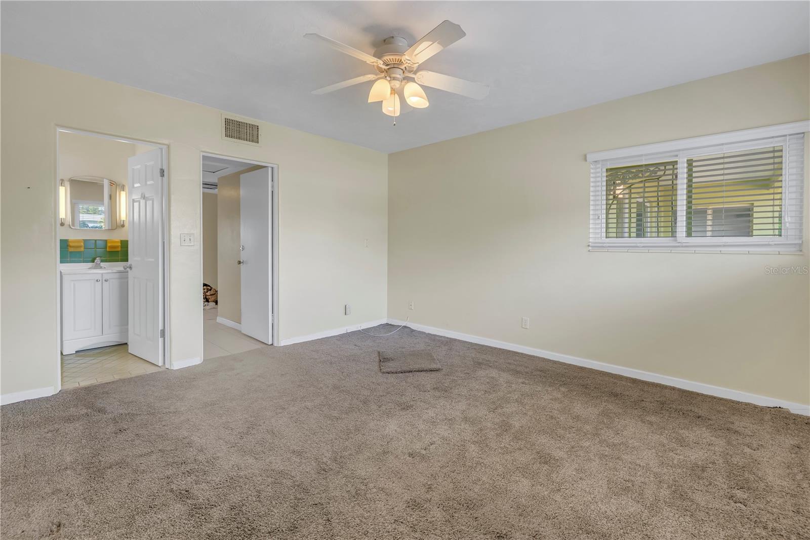 6170 7TH AVE N, ST PETERSBURG, FL, 33710