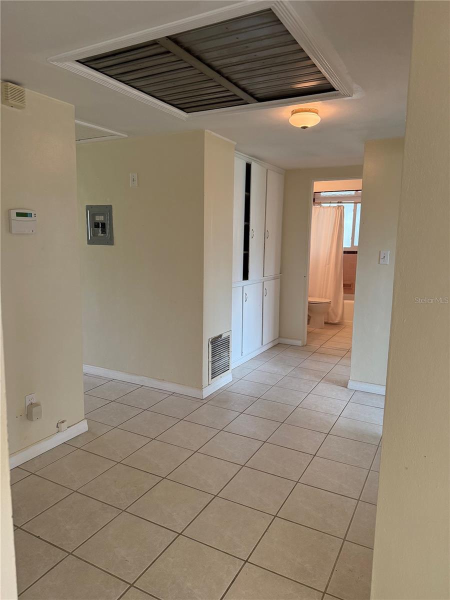 6170 7TH AVE N, ST PETERSBURG, FL, 33710