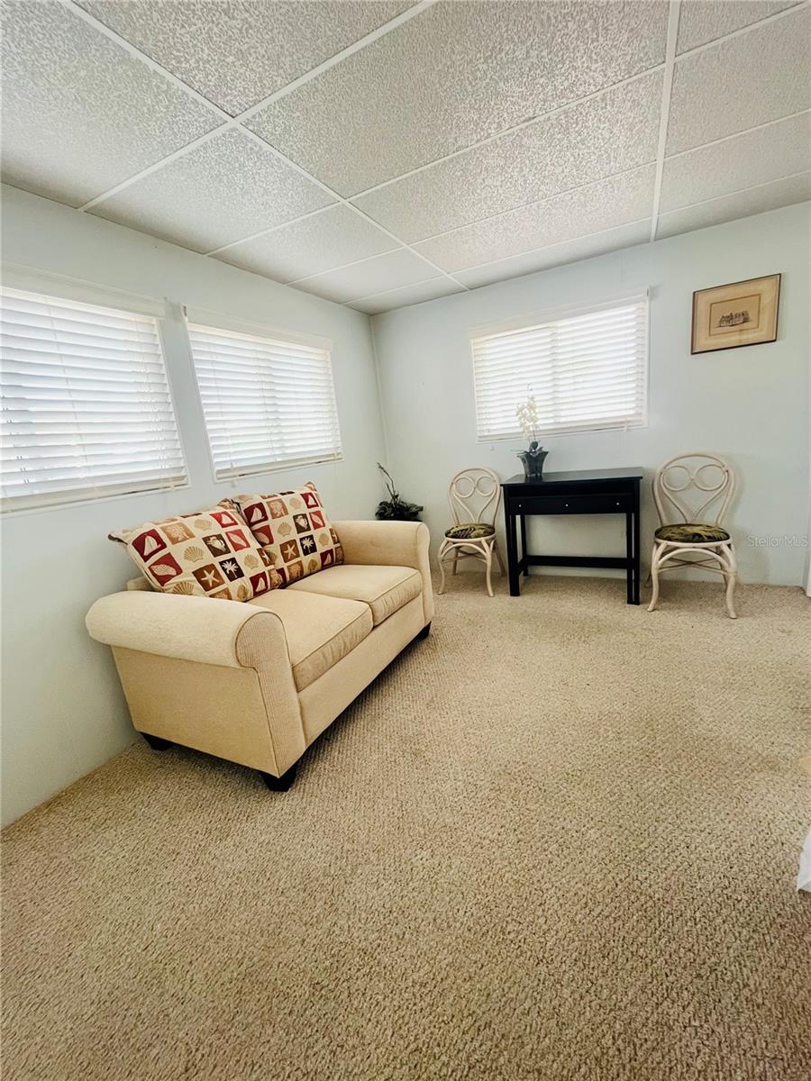 211 PINEBARK DR, PALM HARBOR, FL, 34684