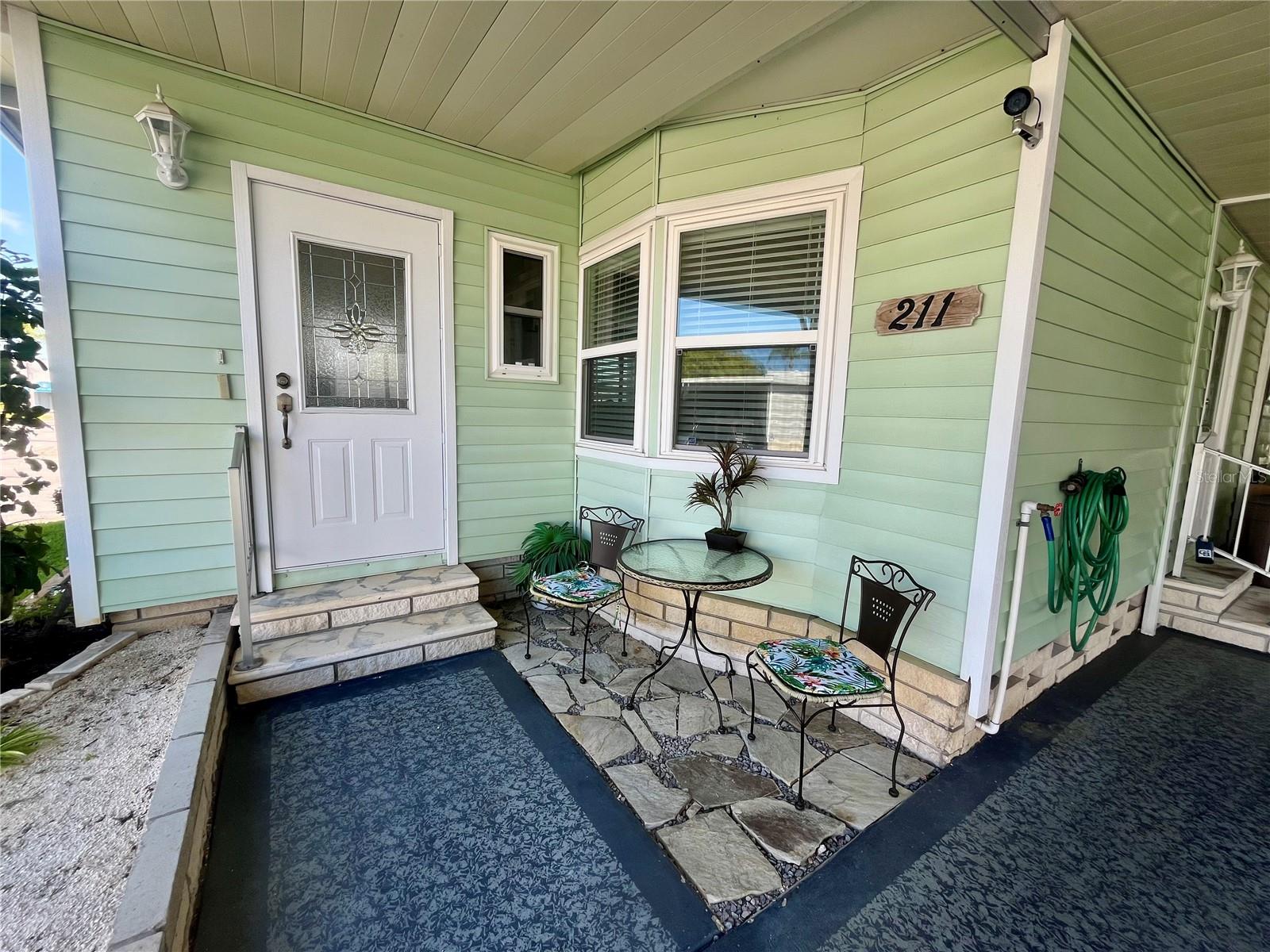 211 PINEBARK DR, PALM HARBOR, FL, 34684