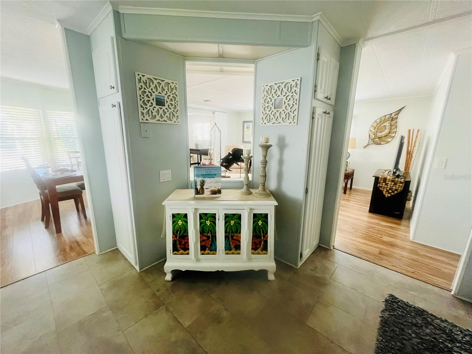 211 PINEBARK DR, PALM HARBOR, FL, 34684