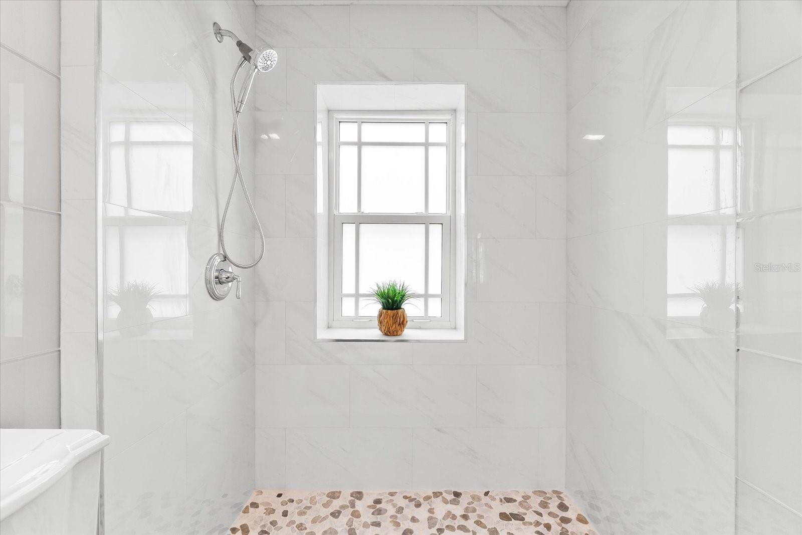 A4638546 Property Photo