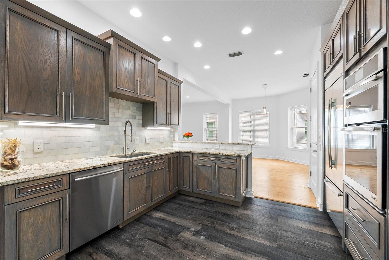 A4638546 Property Photo