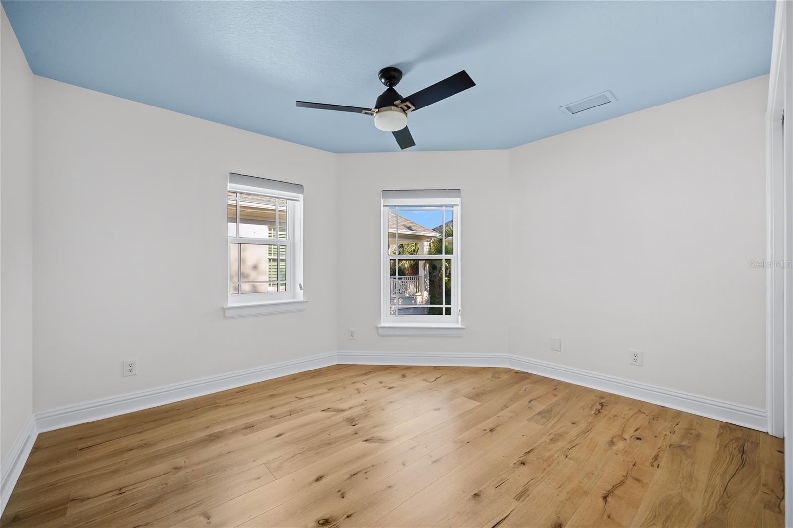 A4638546 Property Photo