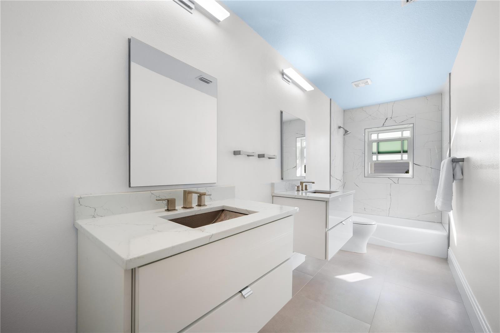 A4638546 Property Photo