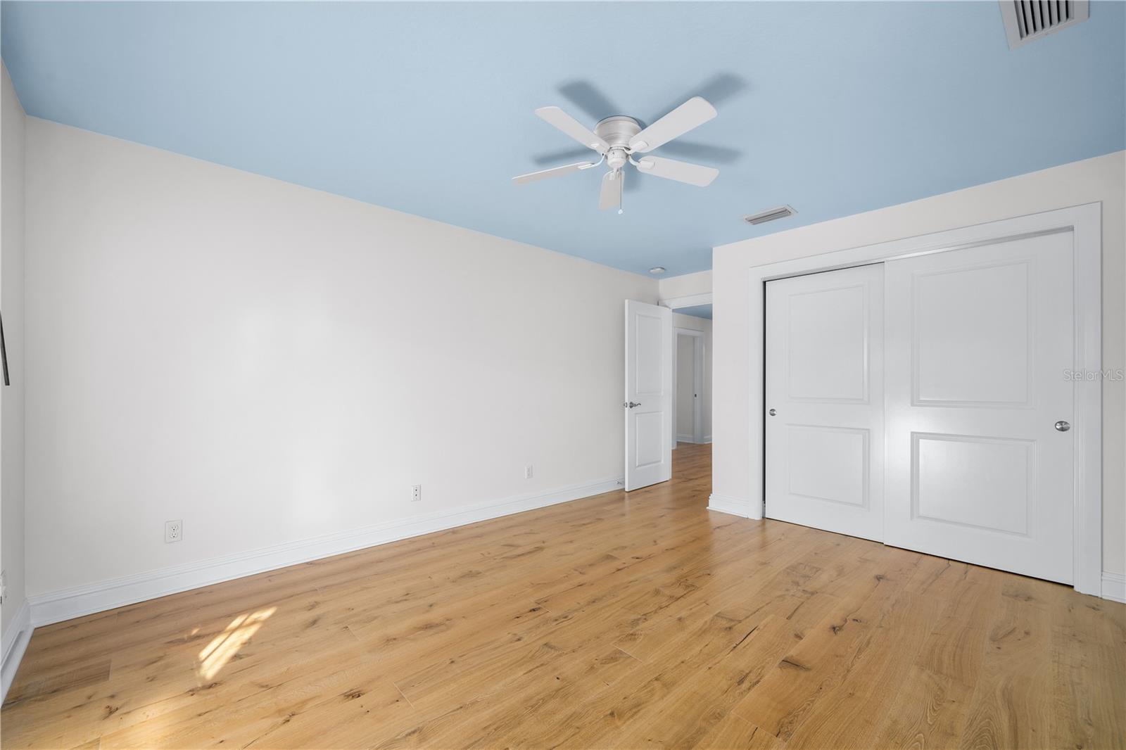 A4638546 Property Photo