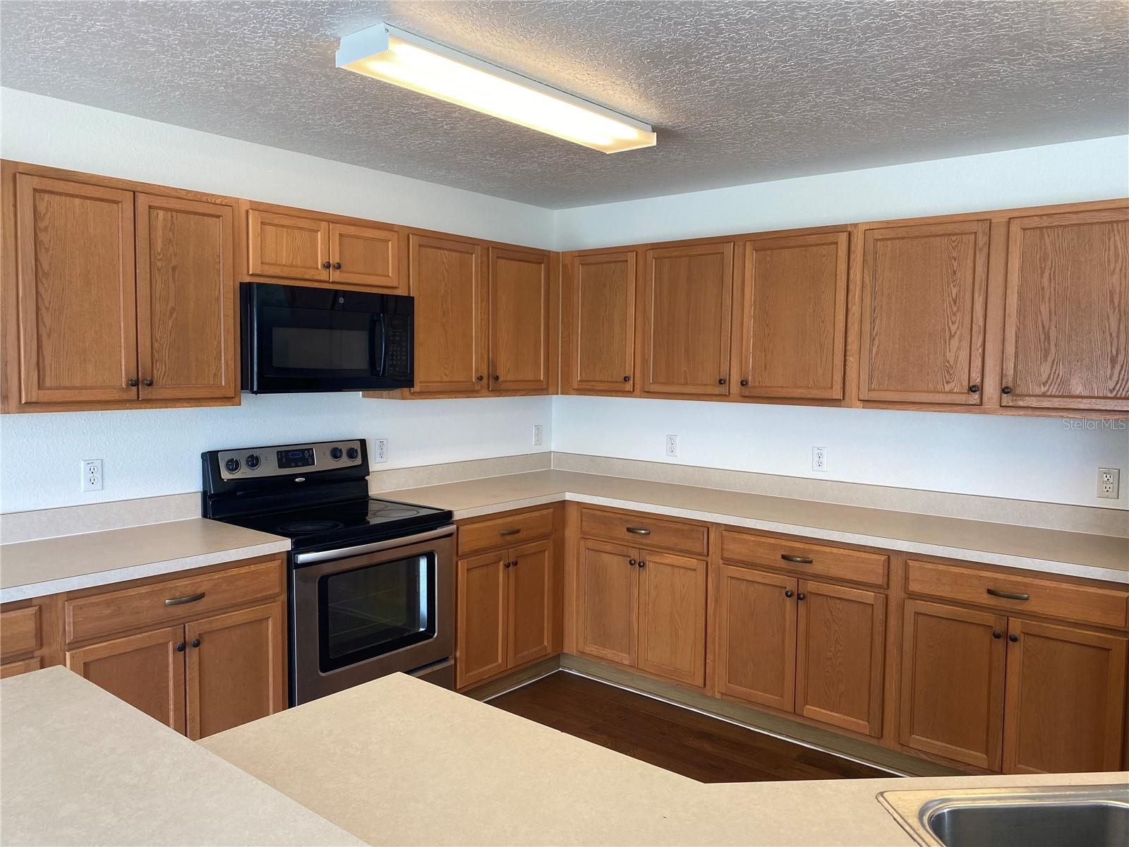 1931 MANATEE WAY, KISSIMMEE, FL, 34759
