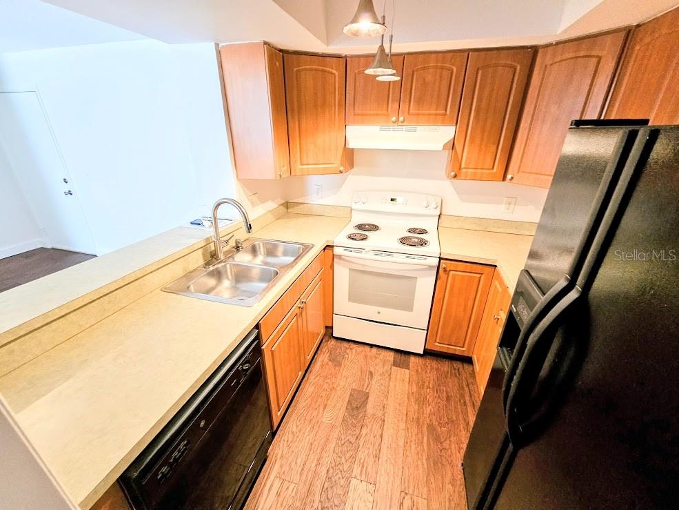 4405 W FAIR OAKS AVE #10, TAMPA, FL, 33611