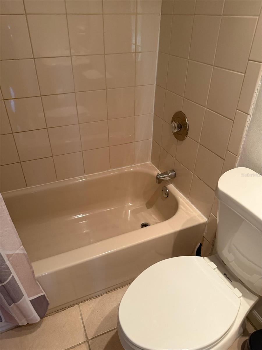 4405 W FAIR OAKS AVE #10, TAMPA, FL, 33611