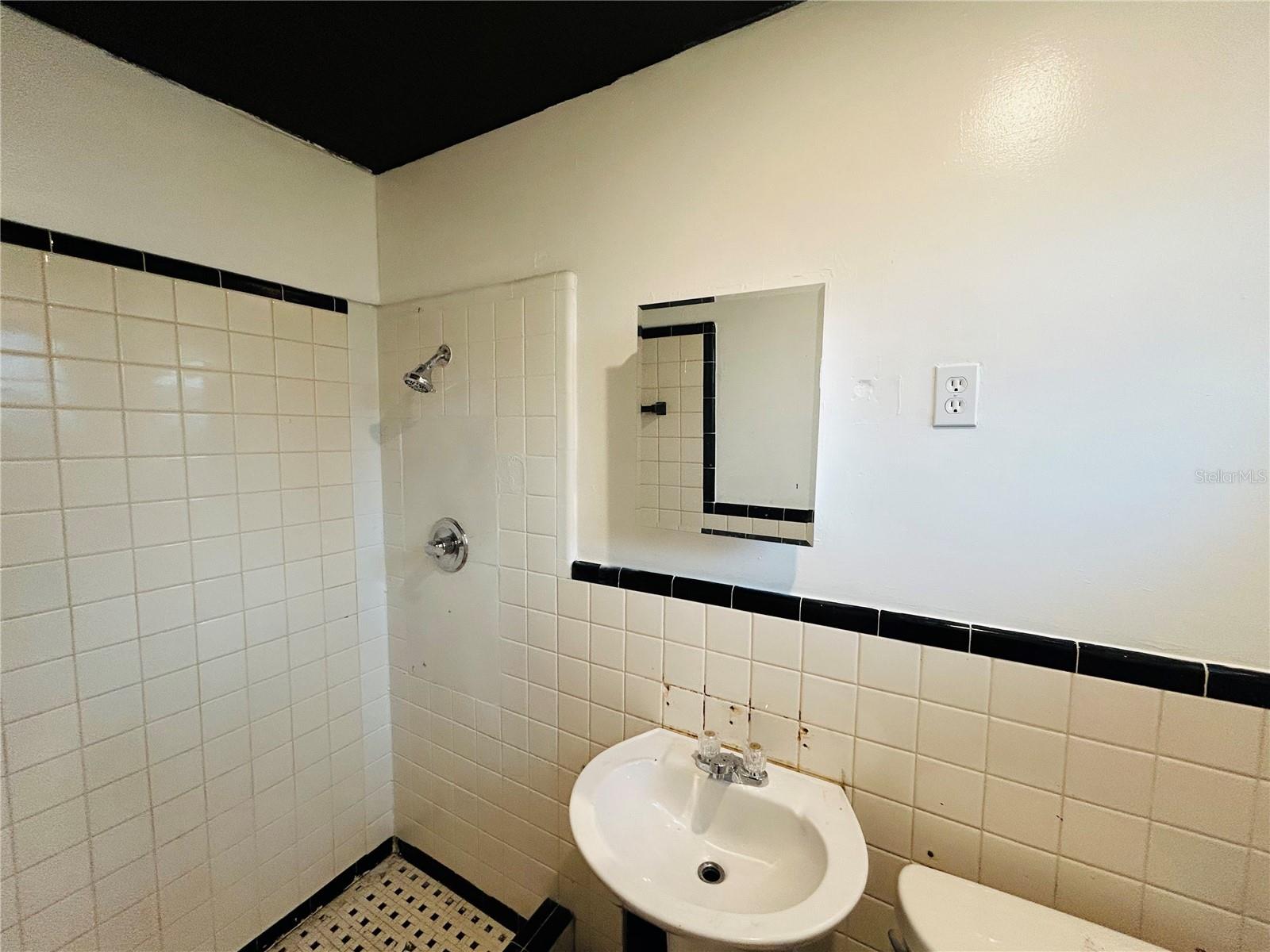 8010 SE US HIGHWAY 301, HAWTHORNE, FL, 32640