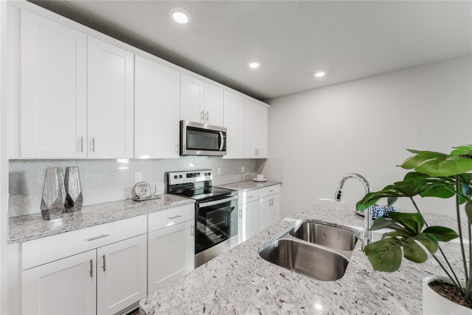 5252 SANDERS OAK TRL, ST CLOUD, FL, 34771