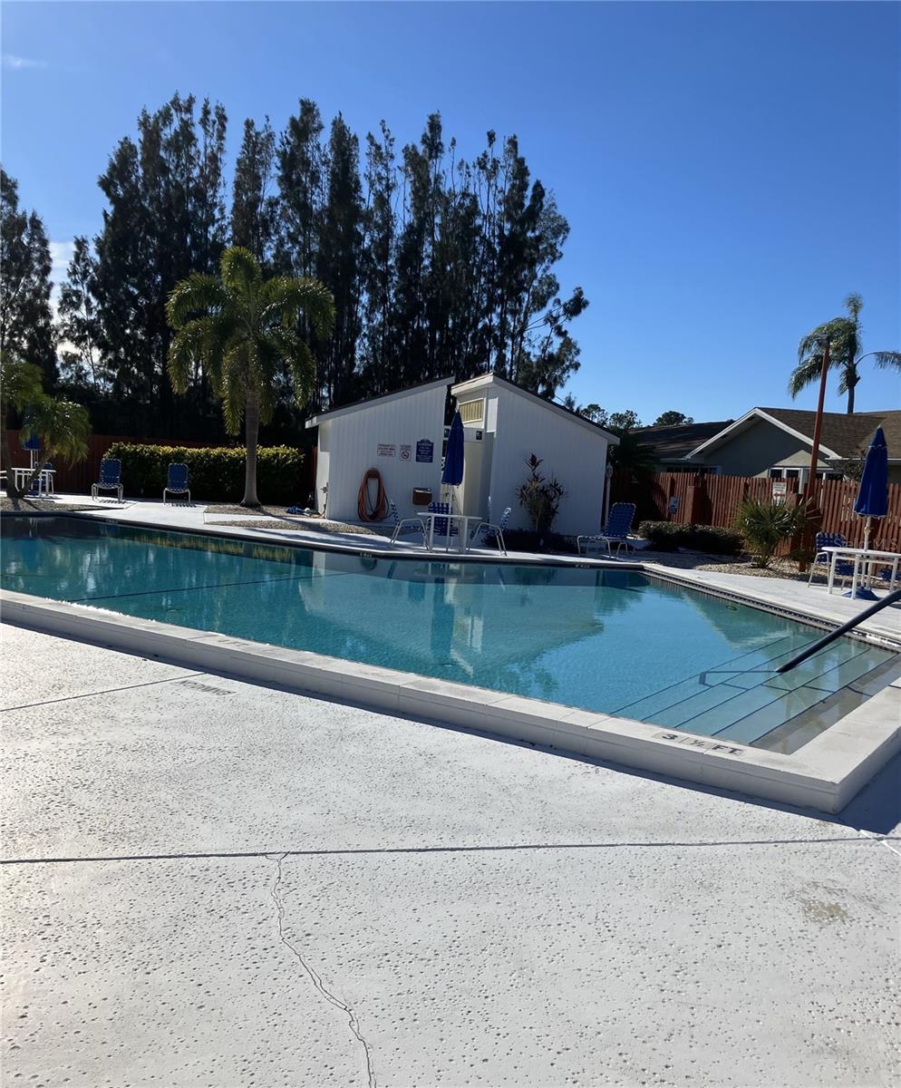 407 LAKE POINT CT #4E, SUN CITY CENTER, FL, 33573