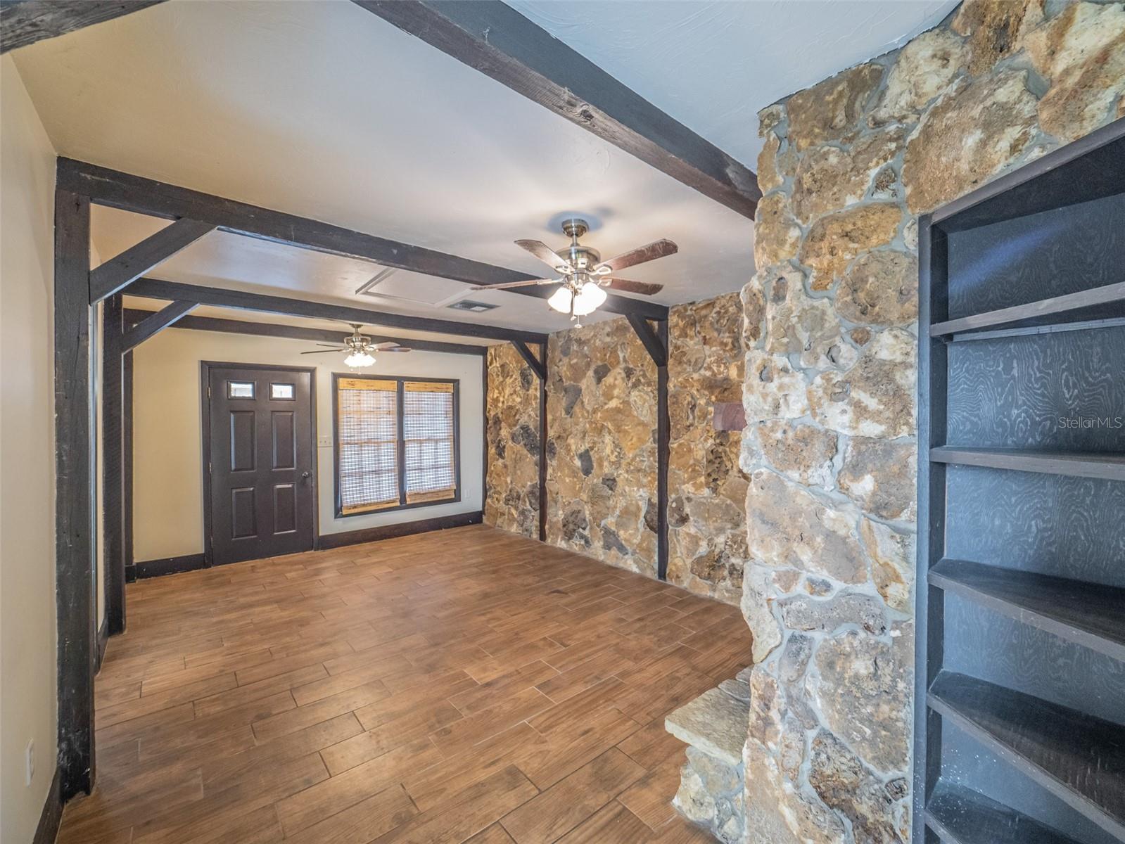 512 JACKSON ST, EUSTIS, FL, 32726